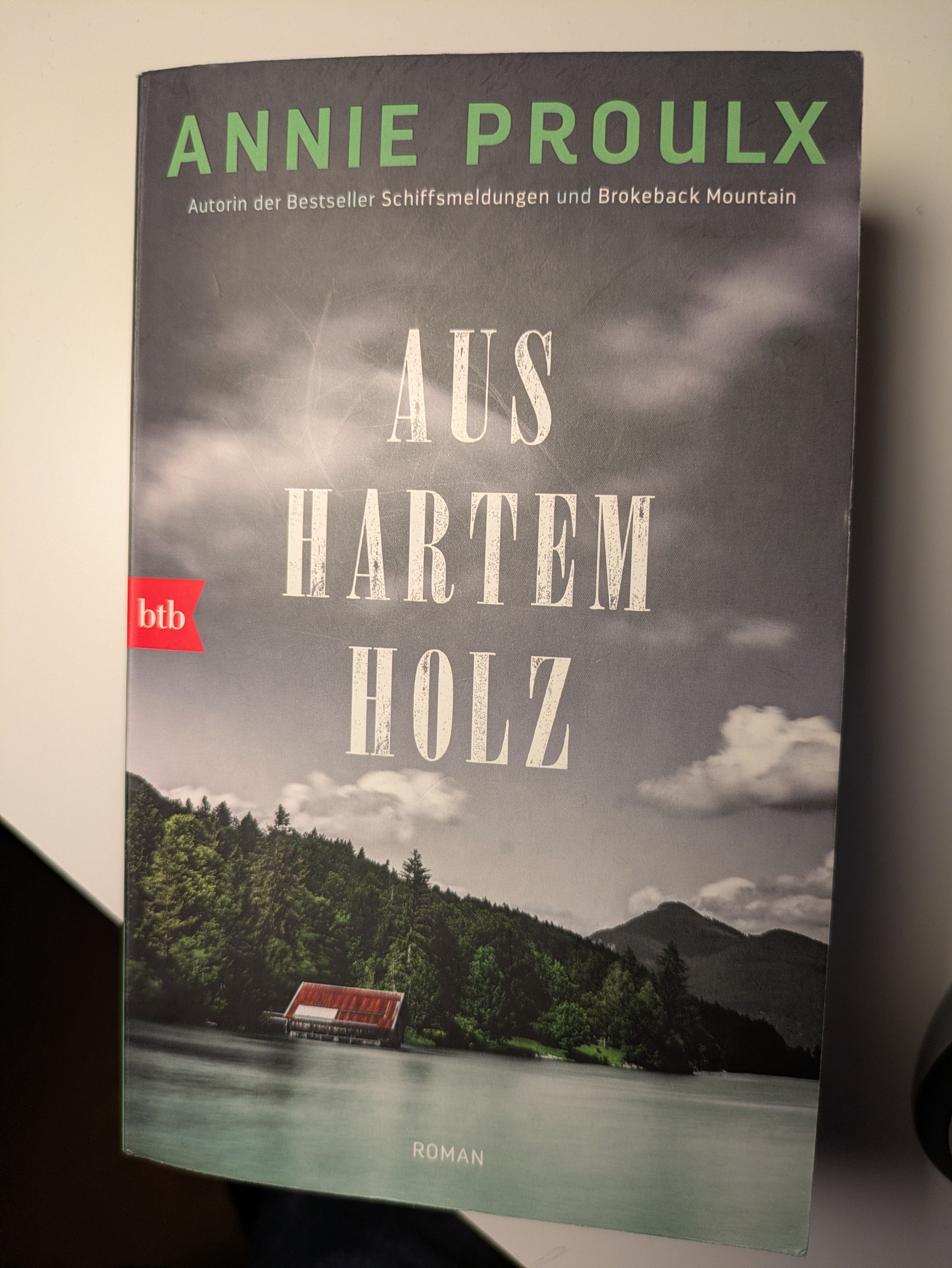aus-hartem-holz
