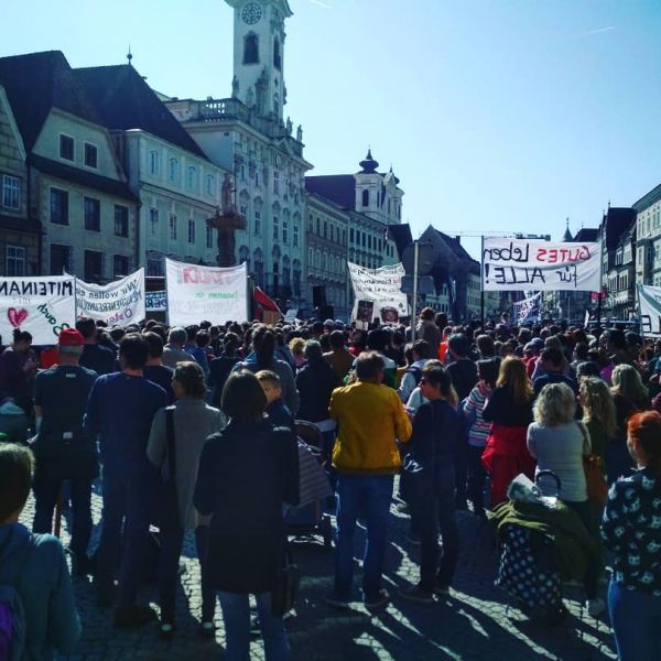 Wir sind viele! #unsreichts